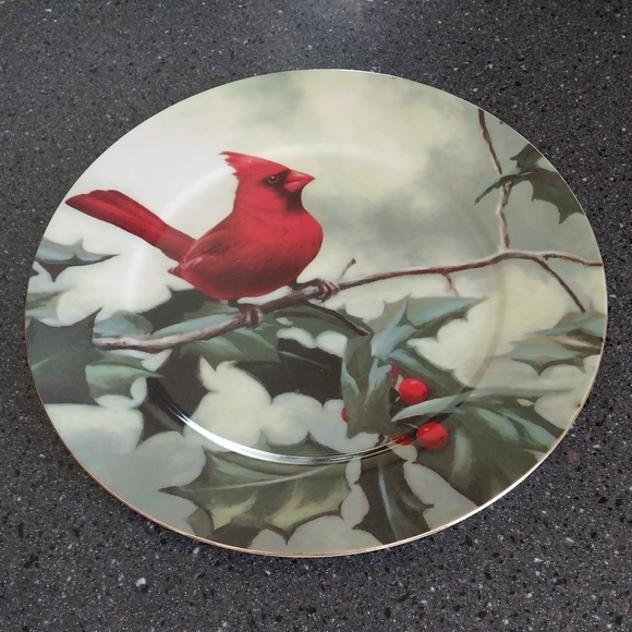 Hautman Brothers Collection Cardinal in Holly - Picture 1 of 3